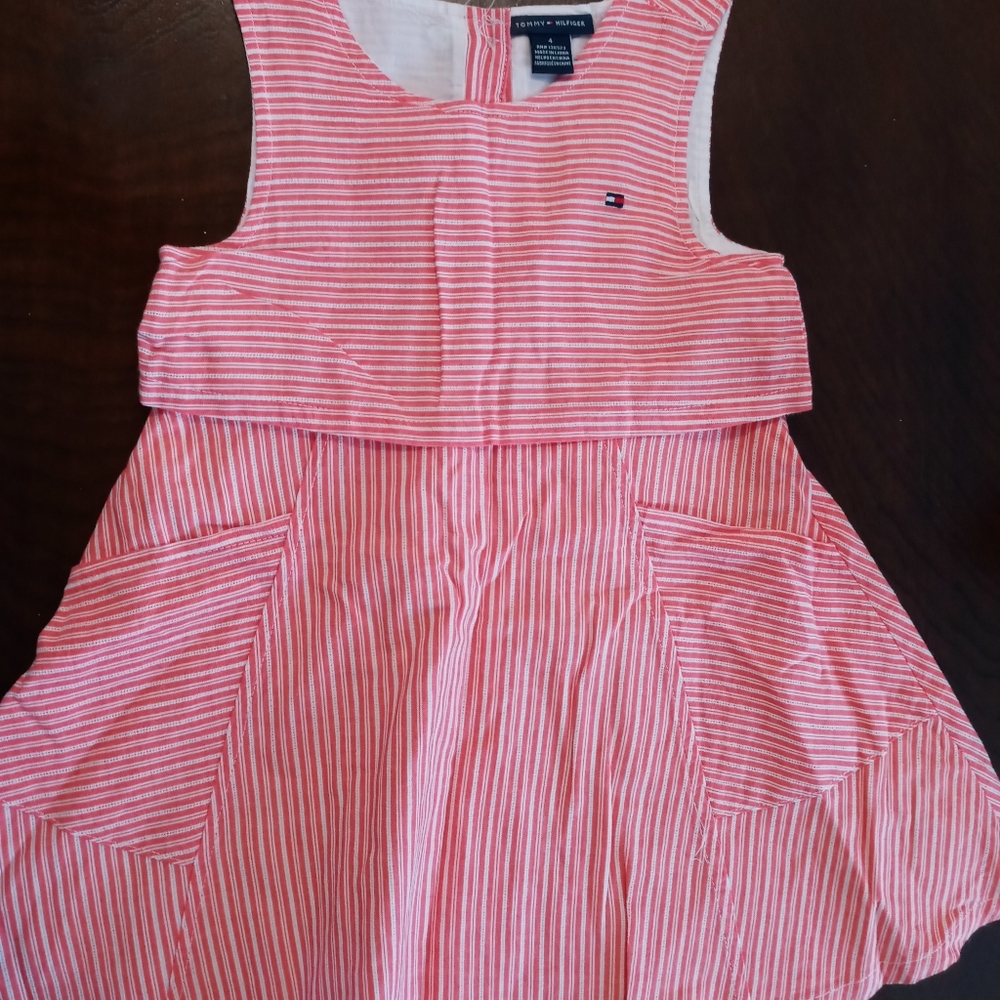 Tommy Hilfiger. Size 4